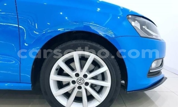 Buy Used Volkswagen Polo Blue Car in Hlotse in Leribe Buy Used Volkswagen Polo Blue Car in Hlotse in Leribe