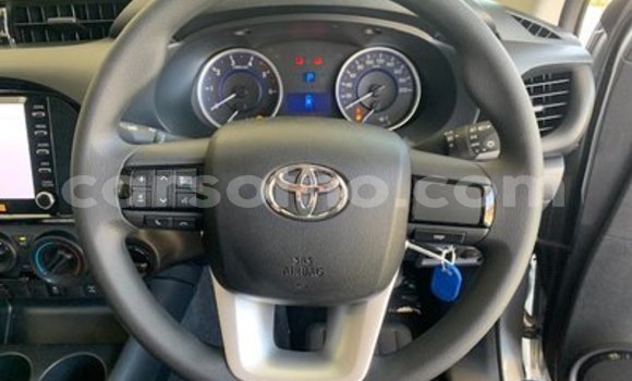 Buy Used Toyota Hilux Silver Car in Maseru in Maseru Buy Used Toyota Hilux Silver Car in Maseru in Maseru