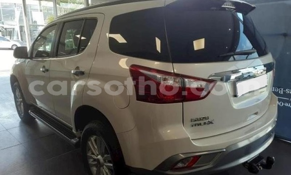 اشتري مستعمل Isuzu MU-X Silver سيارة في Hlotse في Leribe اشتري مستعمل Isuzu MU-X Silver سيارة في Hlotse في Leribe