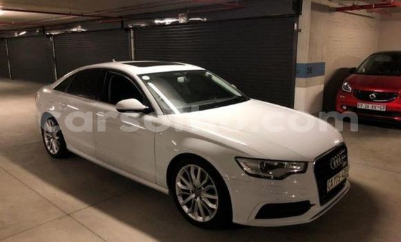 Sayi Na hannu Audi A6 White Mota in Butha Buthe a Butha-Buthe Sayi Na hannu Audi A6 White Mota in Butha Buthe a Butha-Buthe