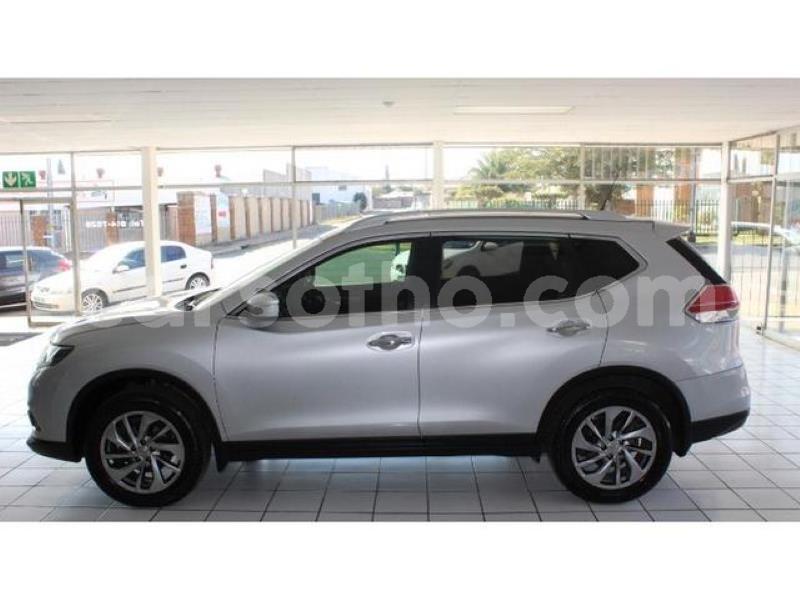 Big with watermark nissan x%e2%80%93trail leribe hlotse 12382