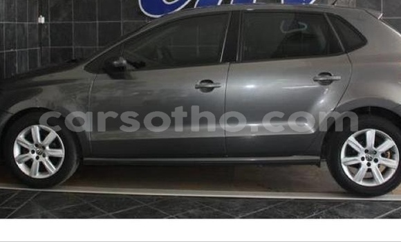 Acheter Occasion Voiture Volkswagen Polo Gris à Hlotse, Leribe Acheter Occasion Voiture Volkswagen Polo Gris à Hlotse, Leribe