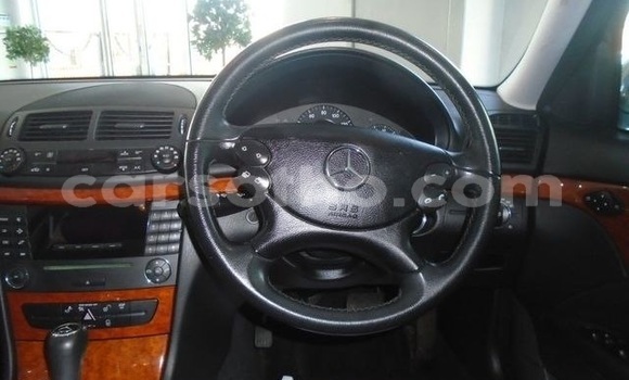 Buy Used Mercedes-Benz E–Class Silver Car in Maputsoa in Leribe Buy Used Mercedes-Benz E–Class Silver Car in Maputsoa in Leribe
