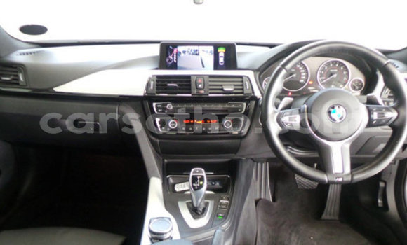 Acheter Occasion Voiture BMW 3–Series Gris à Maseru, Maseru Acheter Occasion Voiture BMW 3–Series Gris à Maseru, Maseru