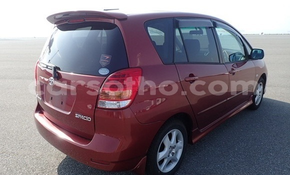 Acheter Occasion Voiture Toyota Corolla Spacio Rouge à Maputsoe, Leribe Acheter Occasion Voiture Toyota Corolla Spacio Rouge à Maputsoe, Leribe