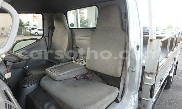 Sayi Na hannu Toyota Dyna Silver Mota in Maputsoe a Leribe Sayi Na hannu Toyota Dyna Silver Mota in Maputsoe a Leribe