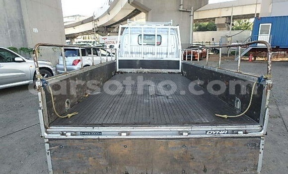 Sayi Na hannu Toyota Dyna Silver Mota in Maputsoe a Leribe Sayi Na hannu Toyota Dyna Silver Mota in Maputsoe a Leribe