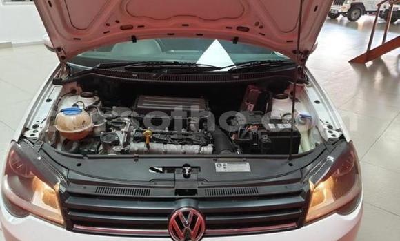 Sayi Na hannu Volkswagen Polo White Mota in Hlotse a Leribe Sayi Na hannu Volkswagen Polo White Mota in Hlotse a Leribe