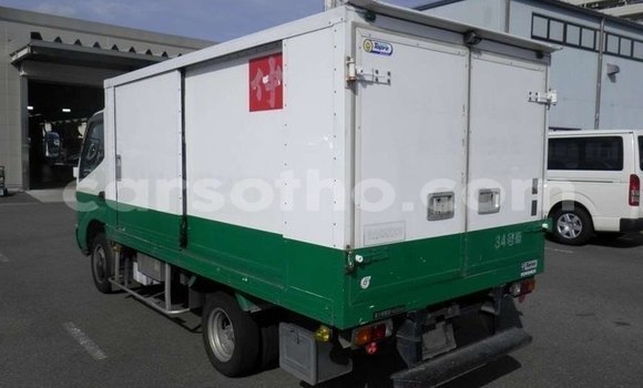 Sayi Na hannu Toyota Dyna White Mota in Maputsoa a Leribe Sayi Na hannu Toyota Dyna White Mota in Maputsoa a Leribe