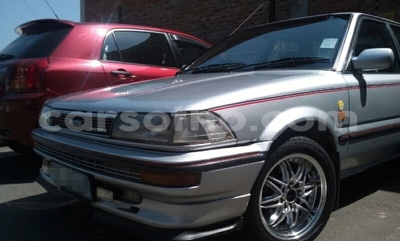 اشتري مستعمل Toyota Corolla Silver سيارة في Mohale's Hoek في Mohale's Hoek اشتري مستعمل Toyota Corolla Silver سيارة في Mohale's Hoek في Mohale's Hoek
