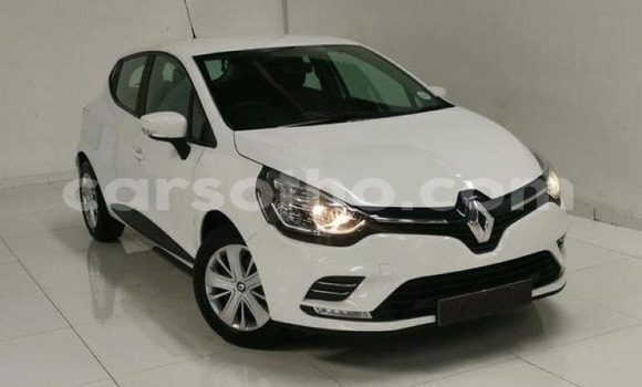 Acheter Occasion Voiture Renault Clio Blanc à Maseru, Maseru Acheter Occasion Voiture Renault Clio Blanc à Maseru, Maseru