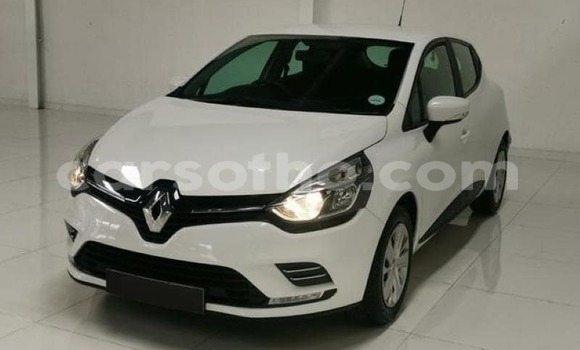 Acheter Occasion Voiture Renault Clio Blanc à Maseru, Maseru Acheter Occasion Voiture Renault Clio Blanc à Maseru, Maseru