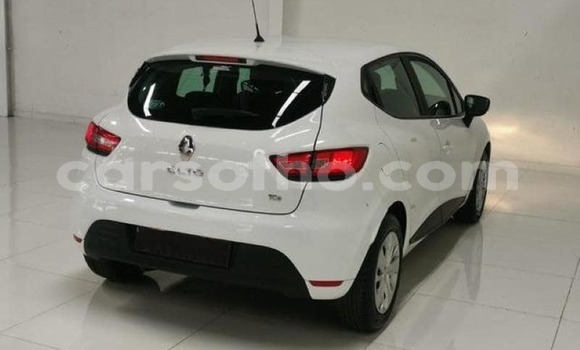 Acheter Occasion Voiture Renault Clio Blanc à Maseru, Maseru Acheter Occasion Voiture Renault Clio Blanc à Maseru, Maseru