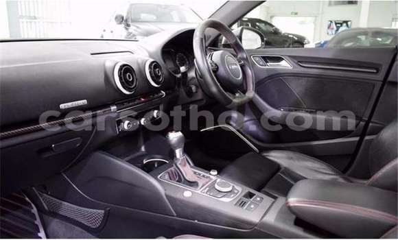 Acheter Occasion Voiture Audi RS3 Bleu à Maputsoe, Leribe Acheter Occasion Voiture Audi RS3 Bleu à Maputsoe, Leribe