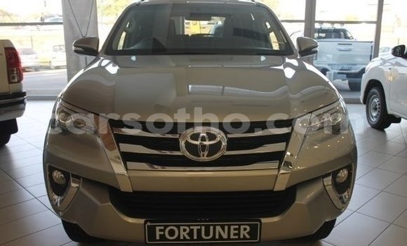 Acheter Occasion Voiture Toyota Hilux Gris à Mafeteng, Mafeteng Acheter Occasion Voiture Toyota Hilux Gris à Mafeteng, Mafeteng