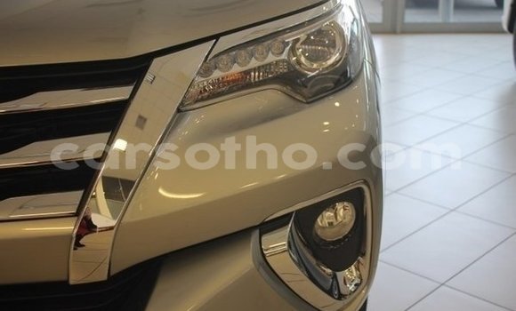 Acheter Occasion Voiture Toyota Hilux Gris à Mafeteng, Mafeteng Acheter Occasion Voiture Toyota Hilux Gris à Mafeteng, Mafeteng