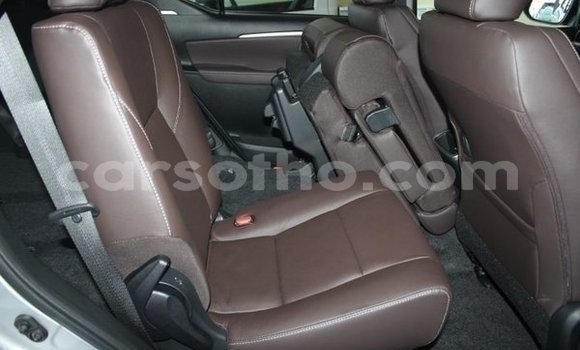 Acheter Occasion Voiture Toyota Hilux Gris à Mafeteng, Mafeteng Acheter Occasion Voiture Toyota Hilux Gris à Mafeteng, Mafeteng