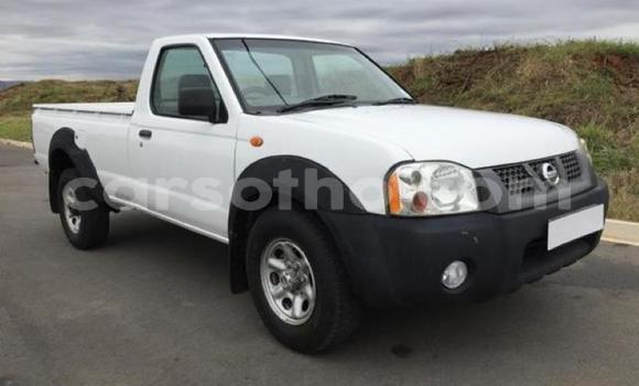 Acheter Occasion Voiture Nissan NP 300 Blanc à Maseru, Maseru Acheter Occasion Voiture Nissan NP 300 Blanc à Maseru, Maseru