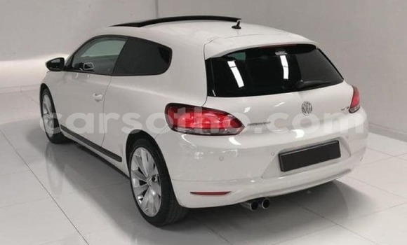 Sayi Na hannu Volkswagen Scirocco R White Mota in Maseru a Maseru Sayi Na hannu Volkswagen Scirocco R White Mota in Maseru a Maseru