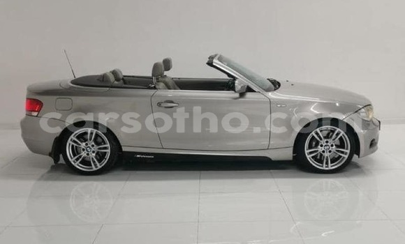 Acheter Occasion Voiture BMW 1–Series Marron à Maseru, Maseru Acheter Occasion Voiture BMW 1–Series Marron à Maseru, Maseru