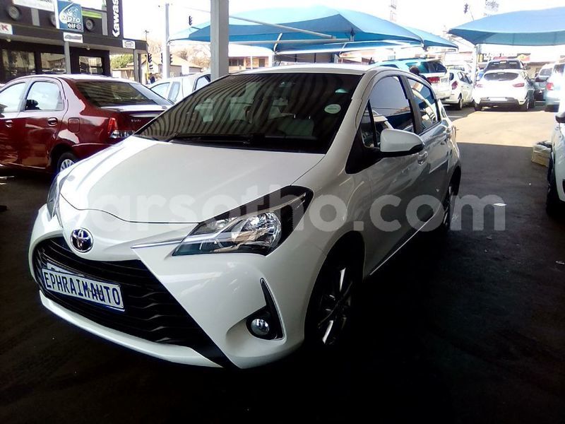 Big with watermark 2017 toyota yaris 3