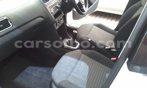 اشتري مستعمل Volkswagen Polo White سيارة في Mafeteng في Mafeteng اشتري مستعمل Volkswagen Polo White سيارة في Mafeteng في Mafeteng