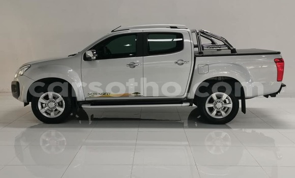 Sayi Na hannu Isuzu KB Silver Mota in Maseru a Maseru Sayi Na hannu Isuzu KB Silver Mota in Maseru a Maseru