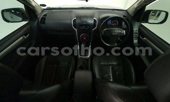 Sayi Na hannu Isuzu KB Silver Mota in Maseru a Maseru Sayi Na hannu Isuzu KB Silver Mota in Maseru a Maseru