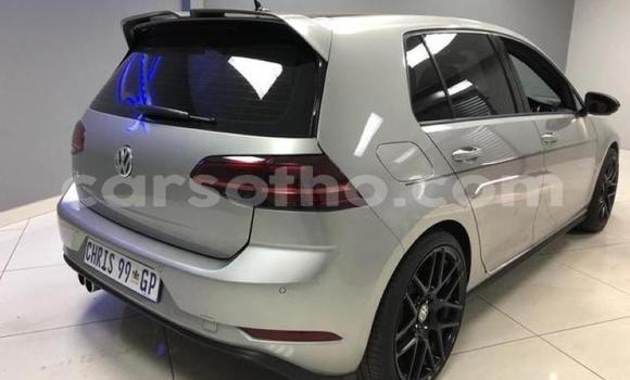 اشتري مستعمل Volkswagen Golf Silver سيارة في Maseru في Maseru اشتري مستعمل Volkswagen Golf Silver سيارة في Maseru في Maseru