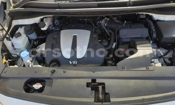 Acheter Occasion Voiture Kia Sedona Rouge à Hlotse, Leribe Acheter Occasion Voiture Kia Sedona Rouge à Hlotse, Leribe