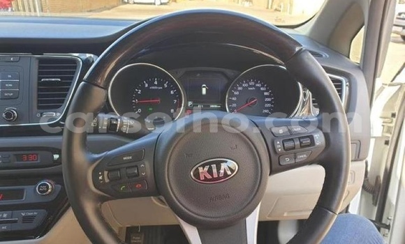 Acheter Occasion Voiture Kia Sedona Rouge à Hlotse, Leribe Acheter Occasion Voiture Kia Sedona Rouge à Hlotse, Leribe