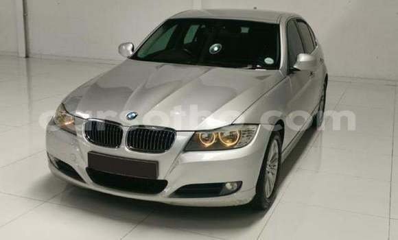 Sayi Na hannu BMW 3–Series Silver Mota in Maseru a Maseru Sayi Na hannu BMW 3–Series Silver Mota in Maseru a Maseru