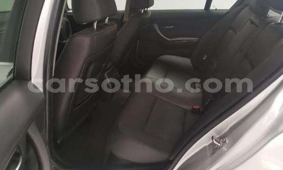 Sayi Na hannu BMW 3–Series Silver Mota in Maseru a Maseru Sayi Na hannu BMW 3–Series Silver Mota in Maseru a Maseru