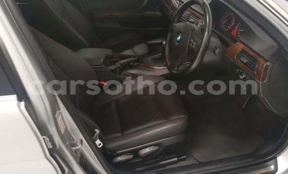 Sayi Na hannu BMW 3–Series Silver Mota in Maseru a Maseru Sayi Na hannu BMW 3–Series Silver Mota in Maseru a Maseru