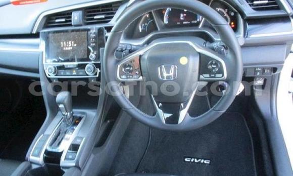 Sayi Na hannu Honda Element White Mota in Roma a Maseru Sayi Na hannu Honda Element White Mota in Roma a Maseru