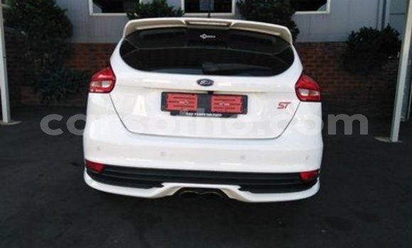 Sayi Na hannu Ford Focus ST White Mota in Mafeteng a Mafeteng Sayi Na hannu Ford Focus ST White Mota in Mafeteng a Mafeteng
