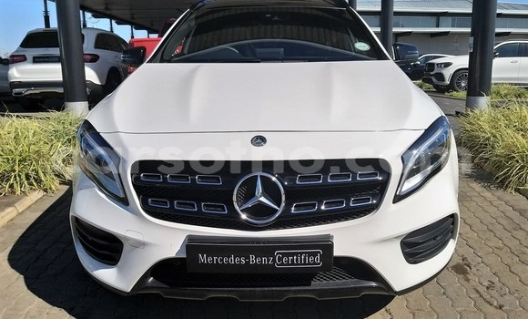 Buy Used Mercedes-Benz GLA-klasse White Car in Mohale's Hoek in Mohale's Hoek Buy Used Mercedes-Benz GLA-klasse White Car in Mohale's Hoek in Mohale's Hoek