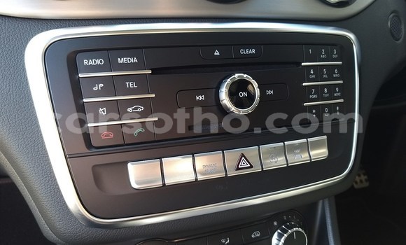 Buy Used Mercedes-Benz GLA-klasse White Car in Mohale's Hoek in Mohale's Hoek Buy Used Mercedes-Benz GLA-klasse White Car in Mohale's Hoek in Mohale's Hoek