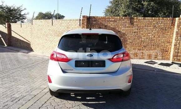 Acheter Occasion Voiture Ford Fiesta Gris à Maseru, Maseru Acheter Occasion Voiture Ford Fiesta Gris à Maseru, Maseru