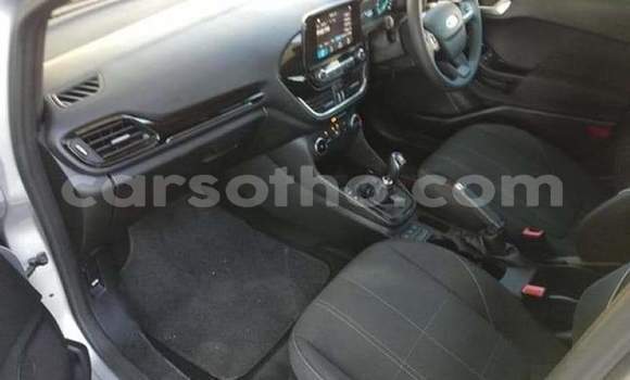 Acheter Occasion Voiture Ford Fiesta Gris à Maseru, Maseru Acheter Occasion Voiture Ford Fiesta Gris à Maseru, Maseru