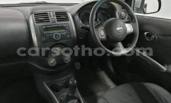 Sayi Na hannu Nissan Almera Silver Mota in Maseru a Maseru Sayi Na hannu Nissan Almera Silver Mota in Maseru a Maseru