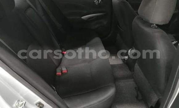 Sayi Na hannu Nissan Almera Silver Mota in Maseru a Maseru Sayi Na hannu Nissan Almera Silver Mota in Maseru a Maseru