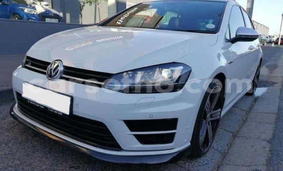اشتري مستعمل Volkswagen Golf R White سيارة في Hlotse في Leribe اشتري مستعمل Volkswagen Golf R White سيارة في Hlotse في Leribe