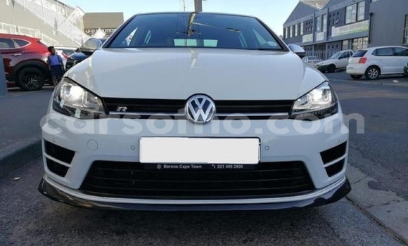 اشتري مستعمل Volkswagen Golf R White سيارة في Hlotse في Leribe اشتري مستعمل Volkswagen Golf R White سيارة في Hlotse في Leribe