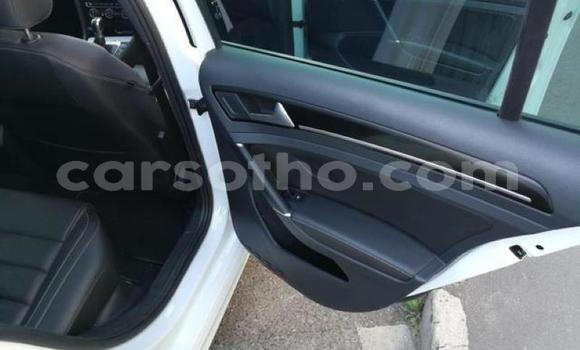 اشتري مستعمل Volkswagen Golf R White سيارة في Hlotse في Leribe اشتري مستعمل Volkswagen Golf R White سيارة في Hlotse في Leribe