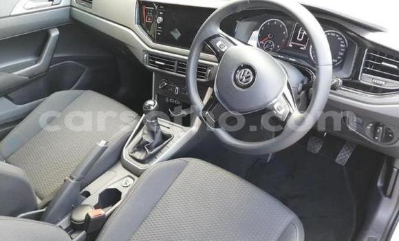 Acheter Occasion Voiture Volkswagen Polo Blanc à Hlotse, Leribe Acheter Occasion Voiture Volkswagen Polo Blanc à Hlotse, Leribe