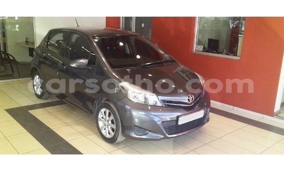 Sayi Na hannu Toyota Yaris Silver Mota in Hlotse a Leribe Sayi Na hannu Toyota Yaris Silver Mota in Hlotse a Leribe