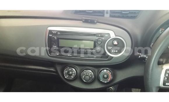 Sayi Na hannu Toyota Yaris Silver Mota in Hlotse a Leribe Sayi Na hannu Toyota Yaris Silver Mota in Hlotse a Leribe