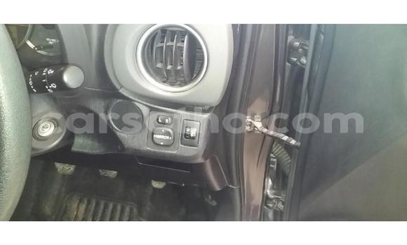 Sayi Na hannu Toyota Yaris Silver Mota in Hlotse a Leribe Sayi Na hannu Toyota Yaris Silver Mota in Hlotse a Leribe