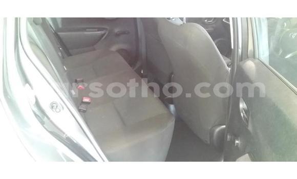 Sayi Na hannu Toyota Yaris Silver Mota in Hlotse a Leribe Sayi Na hannu Toyota Yaris Silver Mota in Hlotse a Leribe